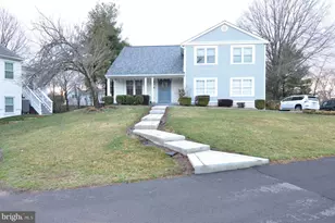 4304 Silas Hutchinson Dr, Chantilly, VA 20151 - Photo 55