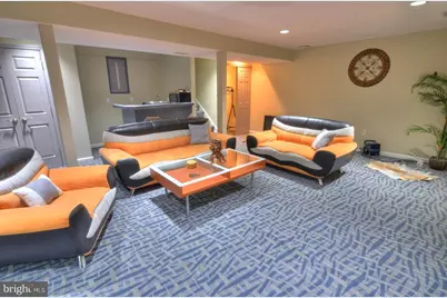 4304 Silas Hutchinson Drive, Chantilly, VA 20151 - Photo 9