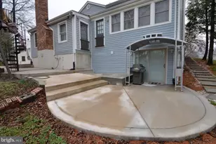 4304 Silas Hutchinson Dr, Chantilly, VA 20151 - Photo 29