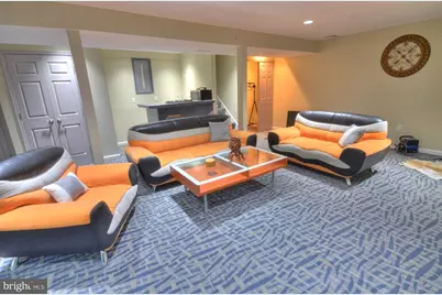 4304 Silas Hutchinson Drive, Chantilly, VA 20151 - Photo 13