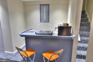 4304 Silas Hutchinson Dr, Chantilly, VA 20151 - Photo 23