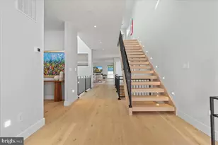 2841 Edgelea Rd, Vienna, VA 22181 - Photo 5
