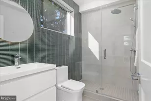 2841 Edgelea Rd, Vienna, VA 22181 - Photo 29