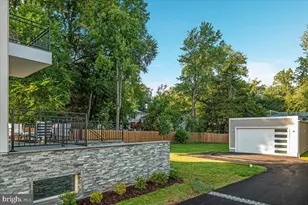 2841 Edgelea Rd, Vienna, VA 22181 - Photo 65