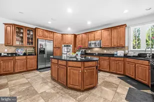 9502 Ferry Hall Ct, Alexandria, VA 22309 - Photo 13