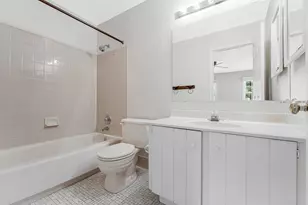 2827 Kelly Square, Vienna, VA 22181 - Photo 23