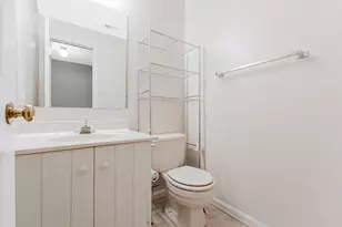 2827 Kelly Square, Vienna, VA 22181 - Photo 29