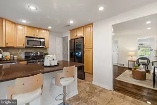 2713 Albemarle Dr, Alexandria, VA 22303 - Photo 19