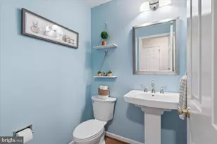 1498 Powells Tavern Pl, Herndon, VA 20170 - Photo 17