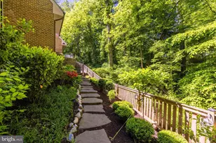 714 Belgrove Rd, McLean, VA 22101 - Photo 17