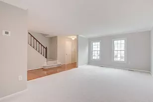 10332 Mockingbird Pond Ct, Burke, VA 22015 - Photo 7