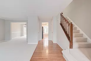 10332 Mockingbird Pond Ct, Burke, VA 22015 - Photo 3