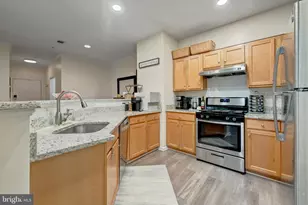 5106 Travis Edward Way, Centreville, VA 20120 - Photo 13