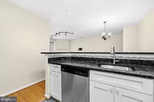 6923 Victoria Dr, Alexandria, VA 22310 - Photo 13
