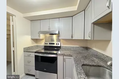 8848 Walutes Circle, Alexandria, VA 22309 - Photo 7