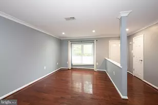 14263 Heritage Crossing Ln, Centreville, VA 20120 - Photo 7