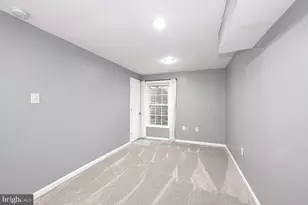 14263 Heritage Crossing Ln, Centreville, VA 20120 - Photo 27