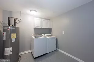 14263 Heritage Crossing Ln, Centreville, VA 20120 - Photo 31