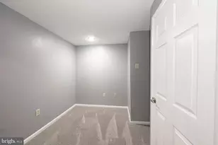 14263 Heritage Crossing Ln, Centreville, VA 20120 - Photo 29