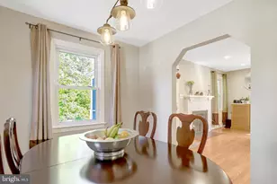 2850 Brook Dr, Falls Church, VA 22042 - Photo 13