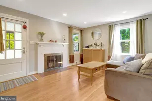 2850 Brook Dr, Falls Church, VA 22042 - Photo 15