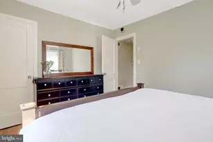 2850 Brook Dr, Falls Church, VA 22042 - Photo 23