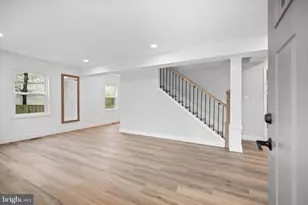 3141 Annandale Rd, Falls Church, VA 22042 - Photo 11