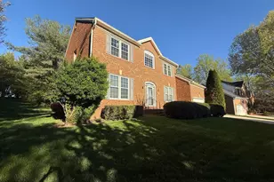 10004 Manor Pl, Fairfax, VA 22032 - Photo 7