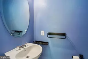 13514 Davinci Ln, Herndon, VA 20171 - Photo 13