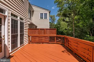 4021 Quiet Creek Dr, Fairfax, VA 22033 - Photo 43