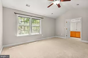 4021 Quiet Creek Dr, Fairfax, VA 22033 - Photo 23