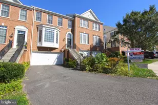 4021 Quiet Creek Dr, Fairfax, VA 22033 - Photo 1