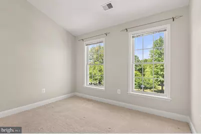 4021 Quiet Creek Drive, Fairfax, VA 22033 - Photo 29