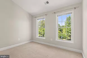 4021 Quiet Creek Dr, Fairfax, VA 22033 - Photo 29
