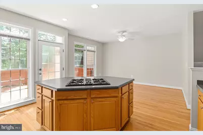 4021 Quiet Creek Drive, Fairfax, VA 22033 - Photo 19