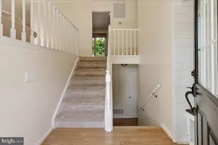 7001 Spur Rd, Springfield, VA 22153 - Photo 5