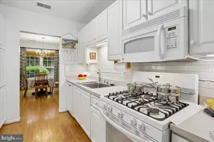 7011 Falls Reach Dr, Falls Church, VA 22043 - Photo 15