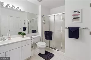 7011 Falls Reach Dr, Falls Church, VA 22043 - Photo 27