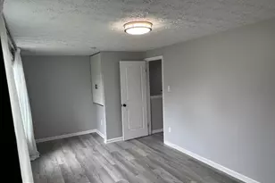 5585 Hecate Ct, Fairfax, VA 22032 - Photo 19