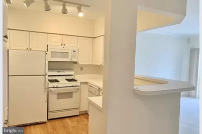 12913 Alton Square #308, Herndon, VA 20170 - Photo 7