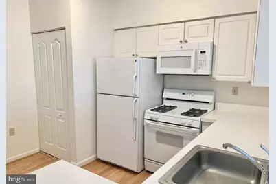 12913 Alton Square #308, Herndon, VA 20170 - Photo 9