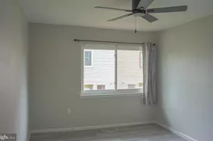 8622 Village Square Dr, Alexandria, VA 22309 - Photo 15