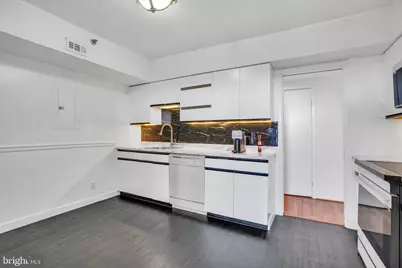 5501 Seminary Road #1908S, Falls Church, VA 22041 - Photo 17