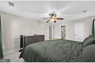 517 Florida Avenue #T4, Herndon, VA 20170 - Photo 23