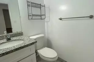 8900 Shamrock Ct, Springfield, VA 22152 - Photo 7