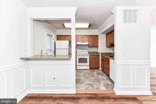 1207 Bond St, Herndon, VA 20170 - Photo 7