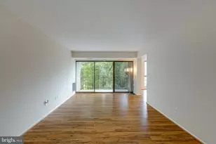 2031 Royal Fern Ct, Reston, VA 20191 - Photo 5
