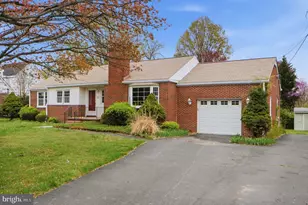 826 Van Buren St, Herndon, VA 20170 - Photo 3