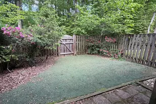 2331 Middle Creek Ln, Reston, VA 20191 - Photo 3