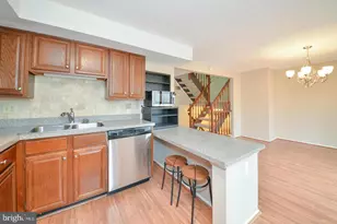 2331 Middle Creek Ln, Reston, VA 20191 - Photo 11